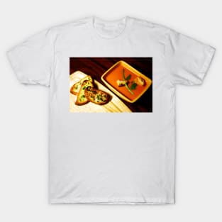 Tomato soup with Garlic bread. T-Shirt